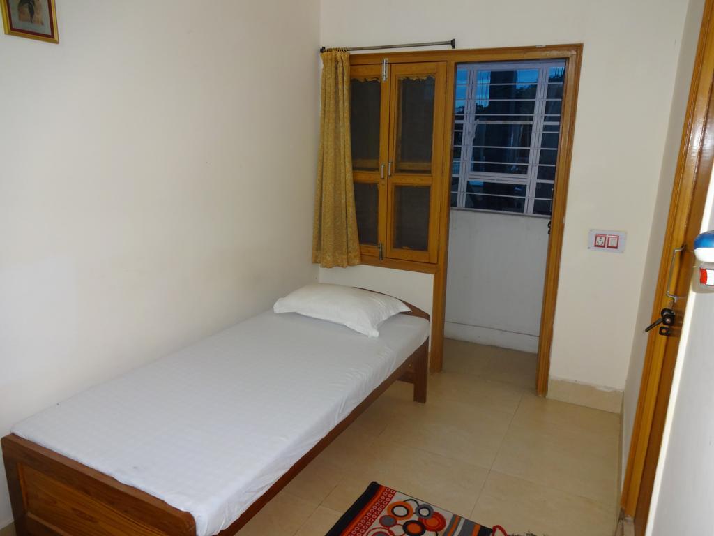 Harsh & Yash Guest House Бодх Гая Екстериор снимка